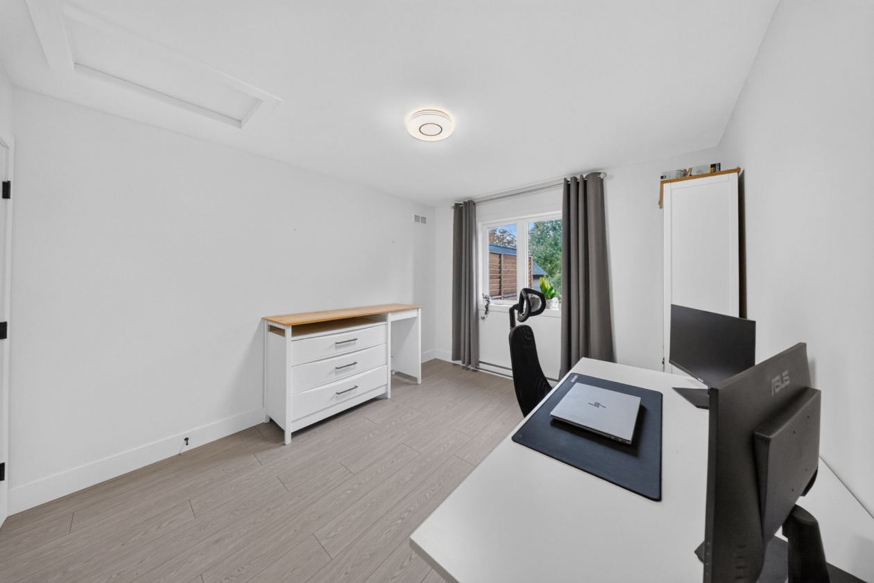 Chambre à coucher — 992 Rue de Honfleur, Sherbrooke