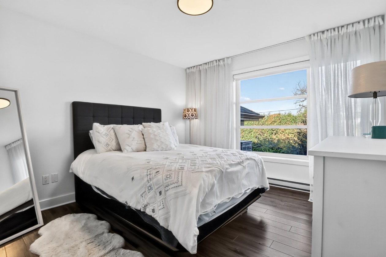Chambre à coucher principale — 14 Rue Guy, Saint-Eustache