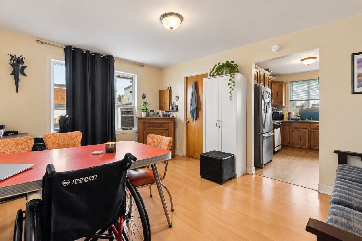 Salle à manger — 20 - 22 Rue Rolland, Salaberry-de-Valleyfield