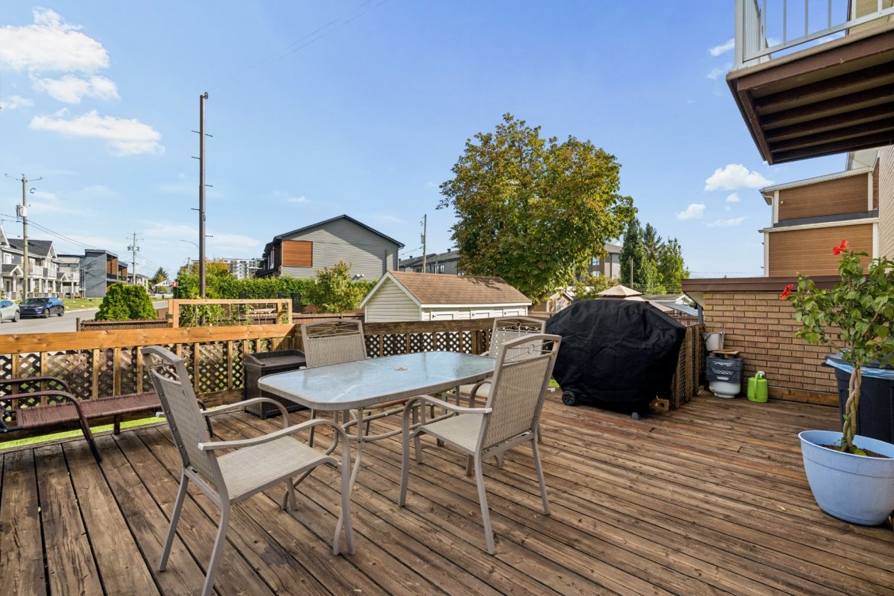 Terrasse — 20 - 22 Rue Rolland, Salaberry-de-Valleyfield