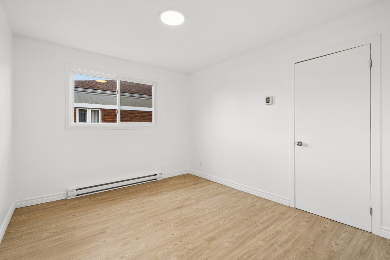 Chambre à coucher — 20 - 22 Rue Rolland, Salaberry-de-Valleyfield