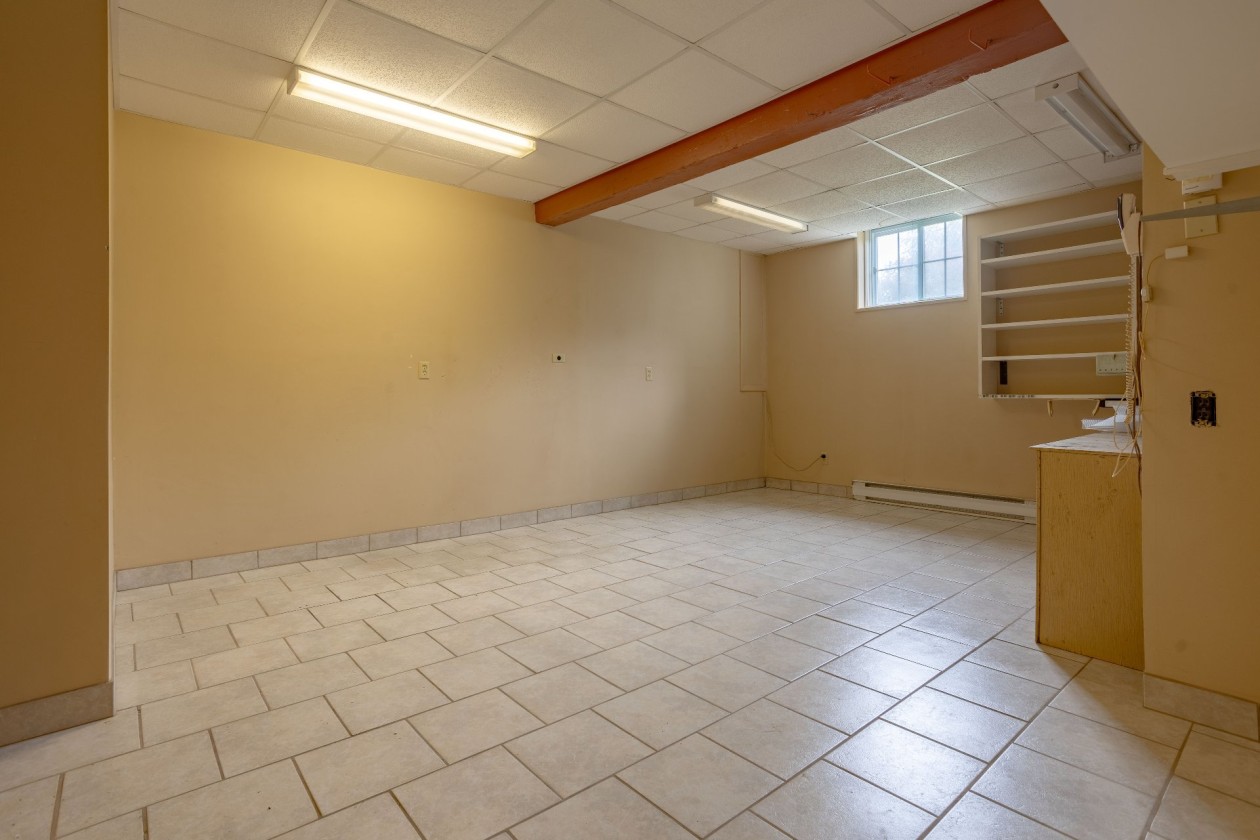 Atelier — 5370 Route des Lacs, Saint-Élie-de-Caxton