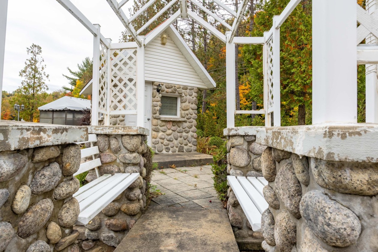 Extérieur — 5370 Route des Lacs, Saint-Élie-de-Caxton