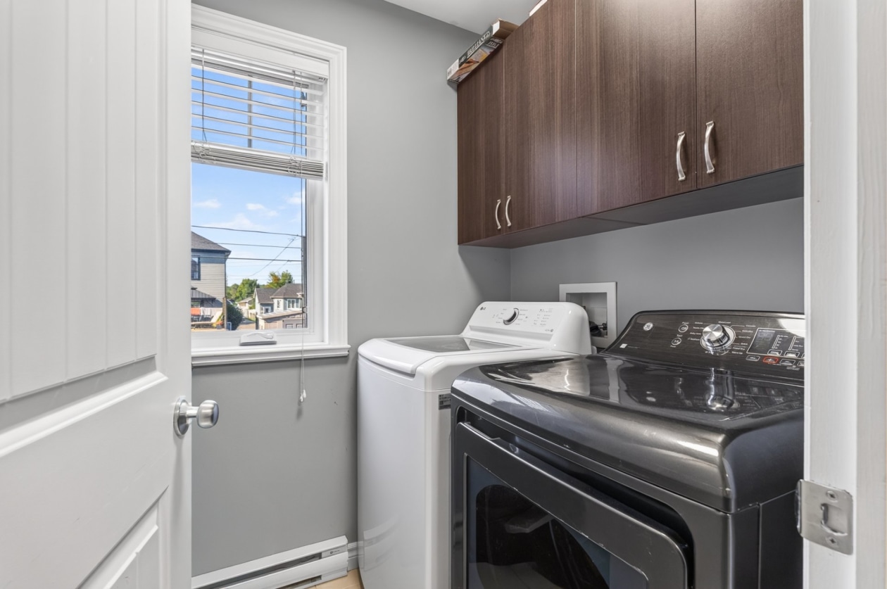 Salle de lavage — 73 Rue Gingras, Sainte-Catherine-de-la-Jacques-Cartier