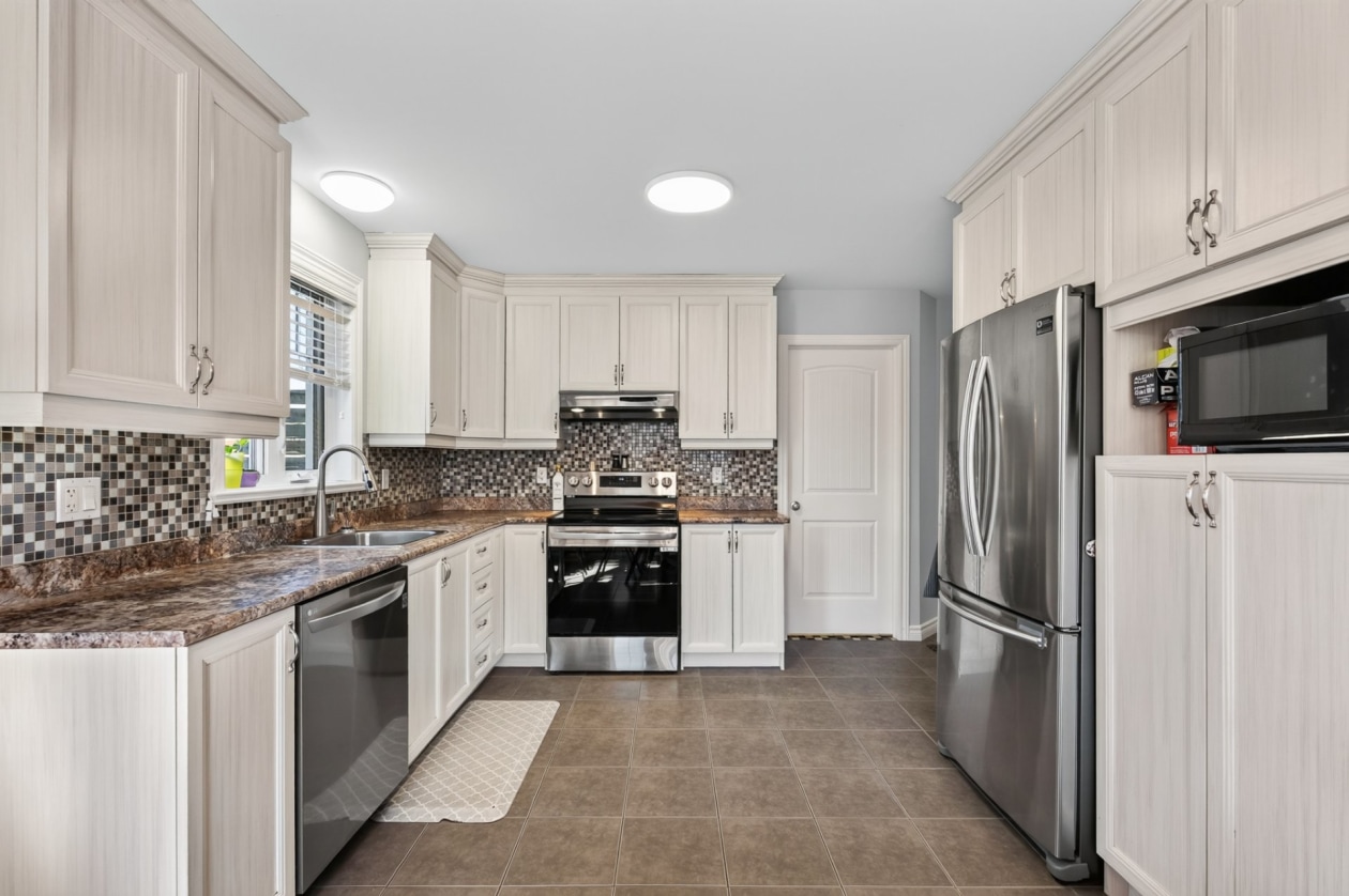 Photo 9 — 73 Rue Gingras, Sainte-Catherine-de-la-Jacques-Cartier