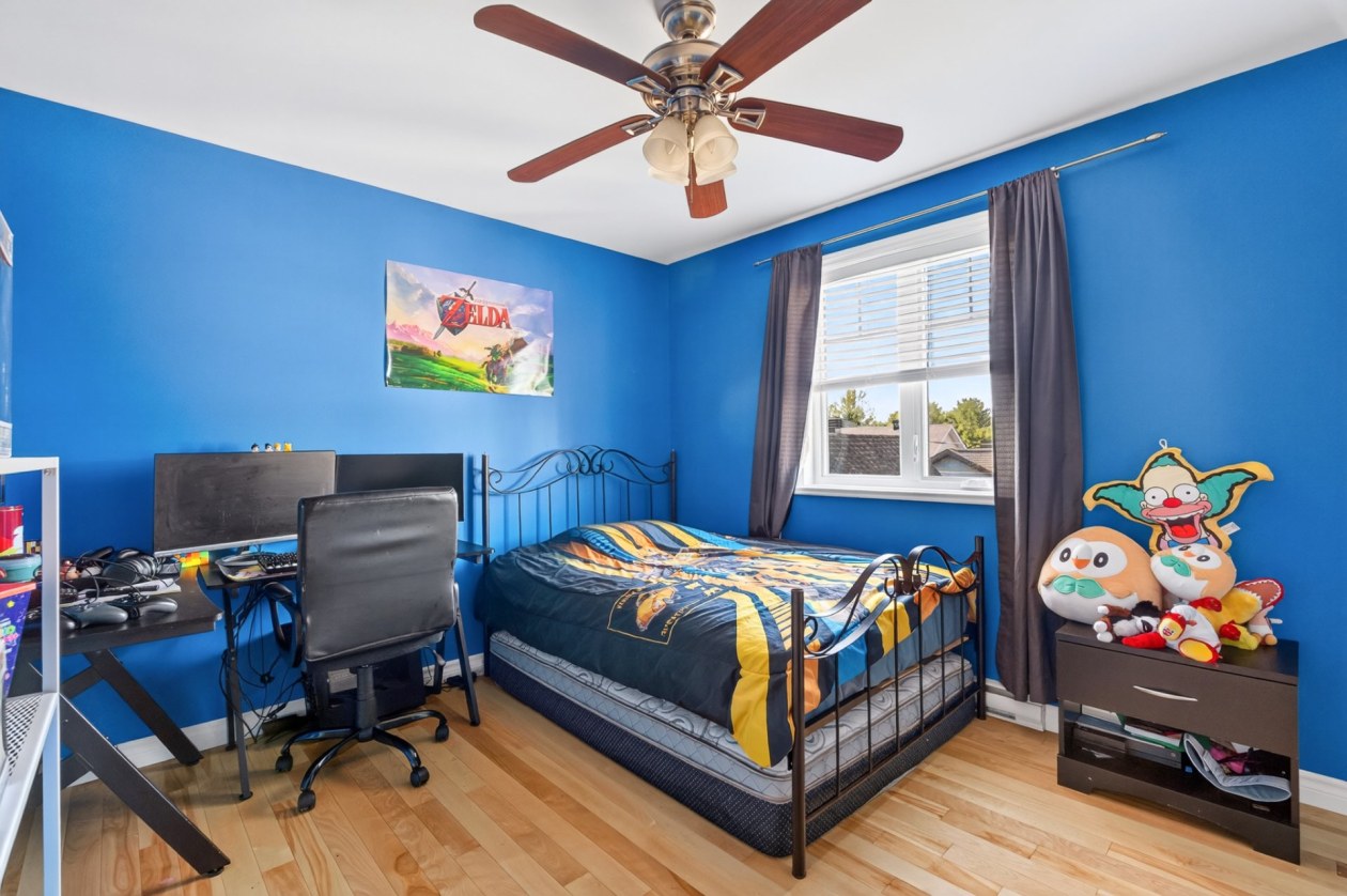 Chambre à coucher — 73 Rue Gingras, Sainte-Catherine-de-la-Jacques-Cartier