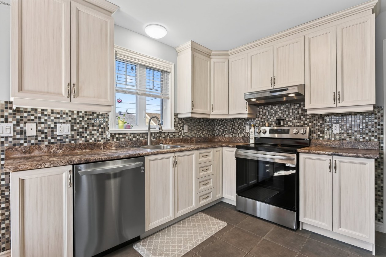 Photo 10 — 73 Rue Gingras, Sainte-Catherine-de-la-Jacques-Cartier