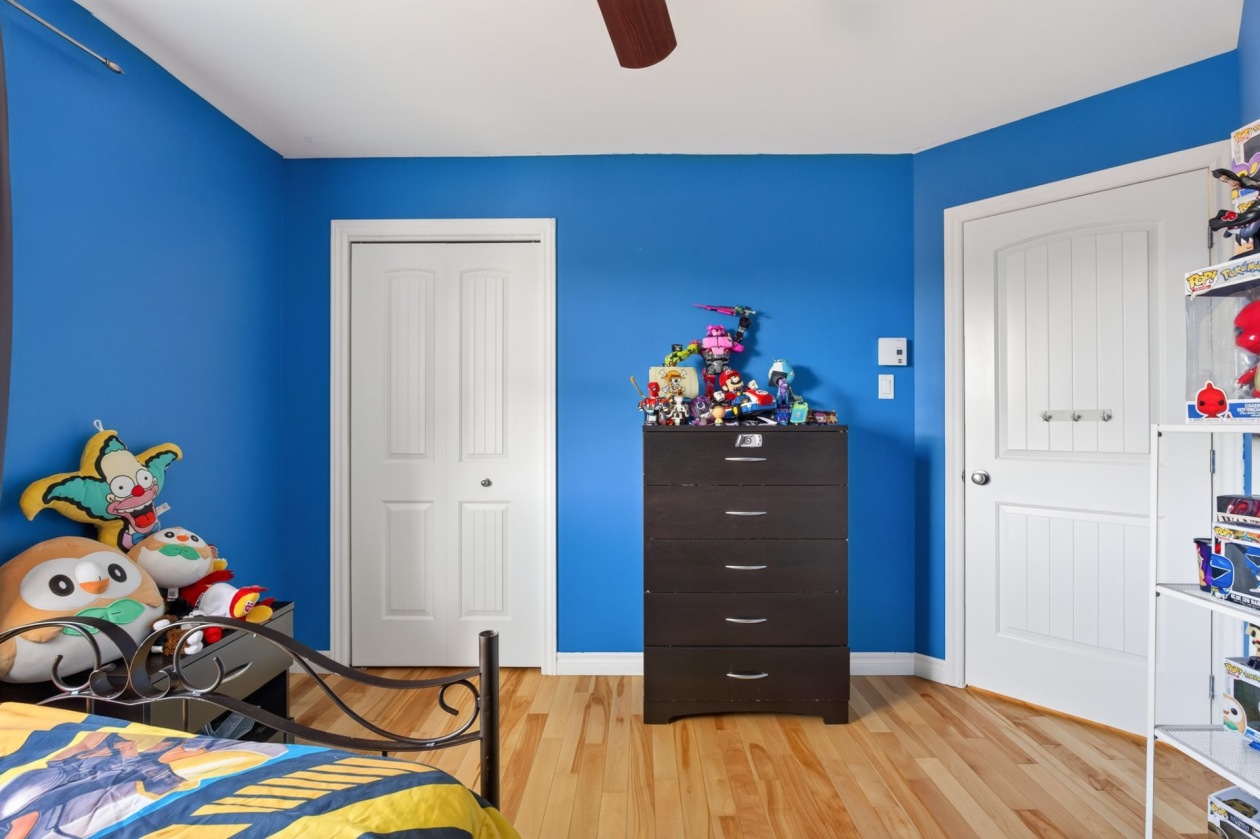 Chambre à coucher — 73 Rue Gingras, Sainte-Catherine-de-la-Jacques-Cartier