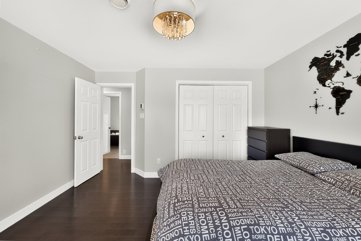Chambre à coucher principale — 1931 Rue René, Terrebonne