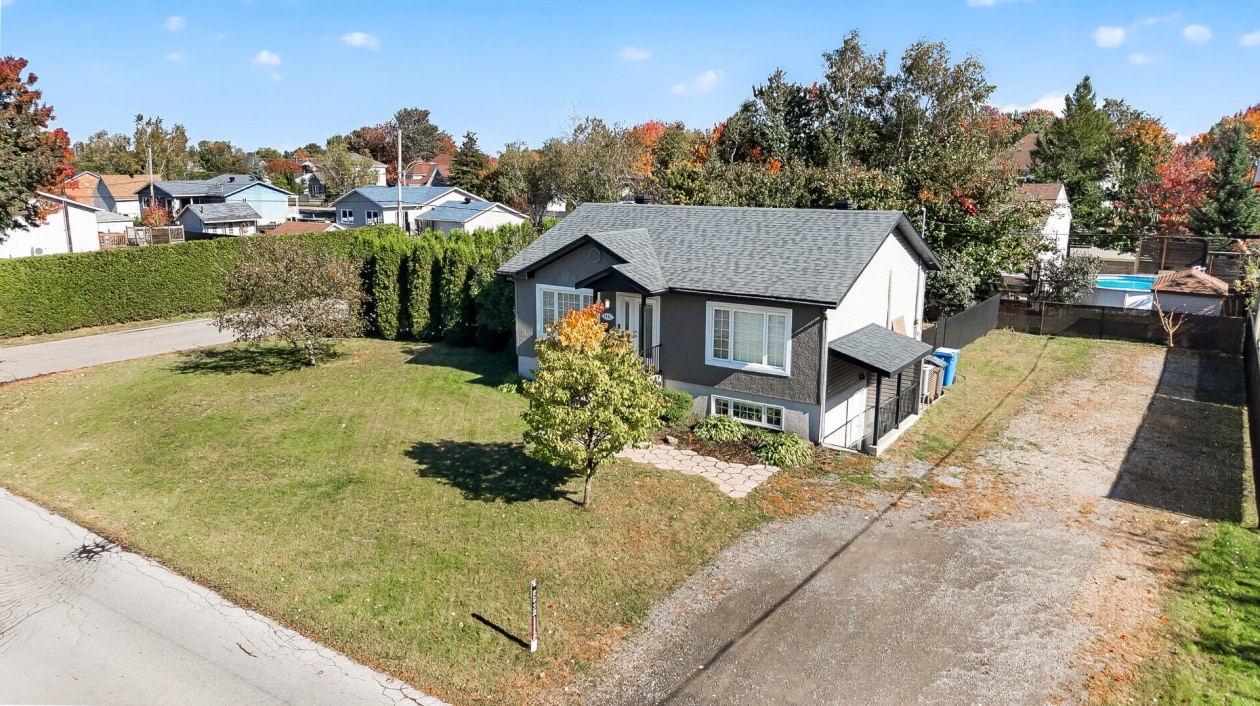 Photo aérienne — 1931 Rue René, Terrebonne