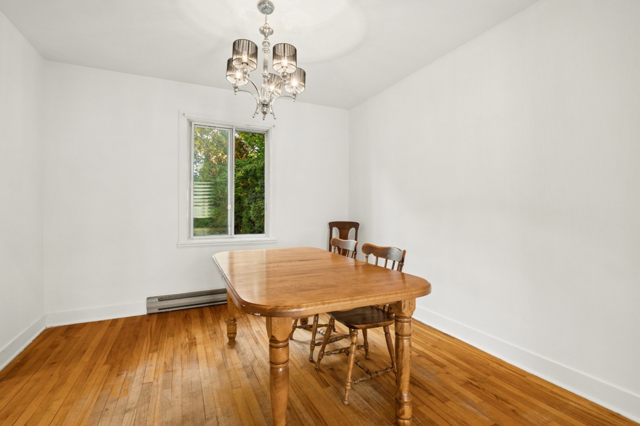 Salle à manger — 774 11e Avenue, Montréal