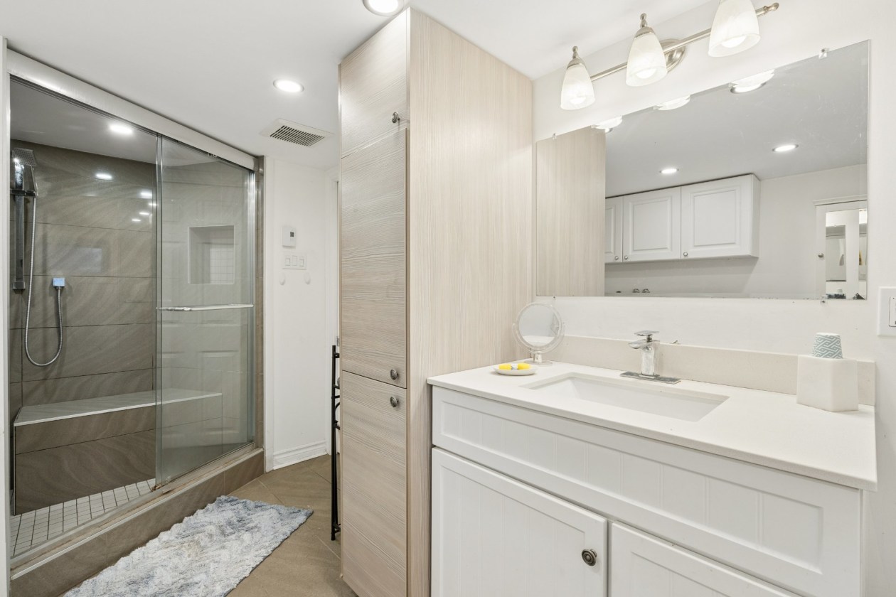 Salle de bains — 774 11e Avenue, Montréal