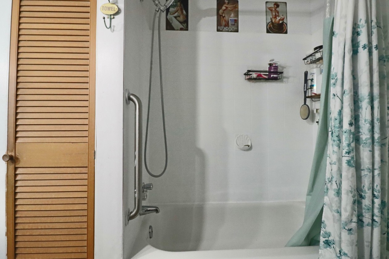Salle de bains — 21 Rue Matton, Trois-Rivières