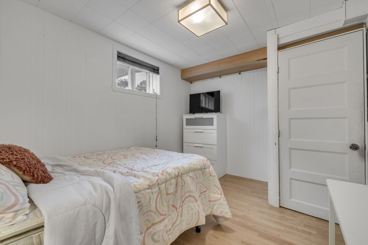 Chambre à coucher — 2493 Rue Pierre-Miville, Lévis