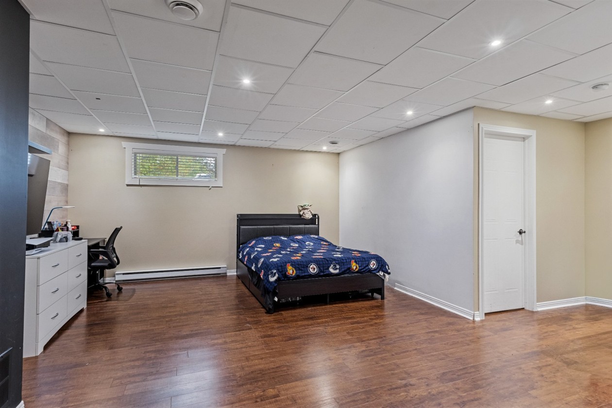 Salle familiale — 117 Rue du Beaujolais, Cowansville