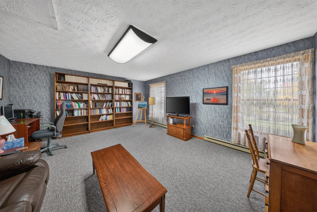 Salle familiale — 40 Rue des Muguets, Saint-Denis-de-Brompton