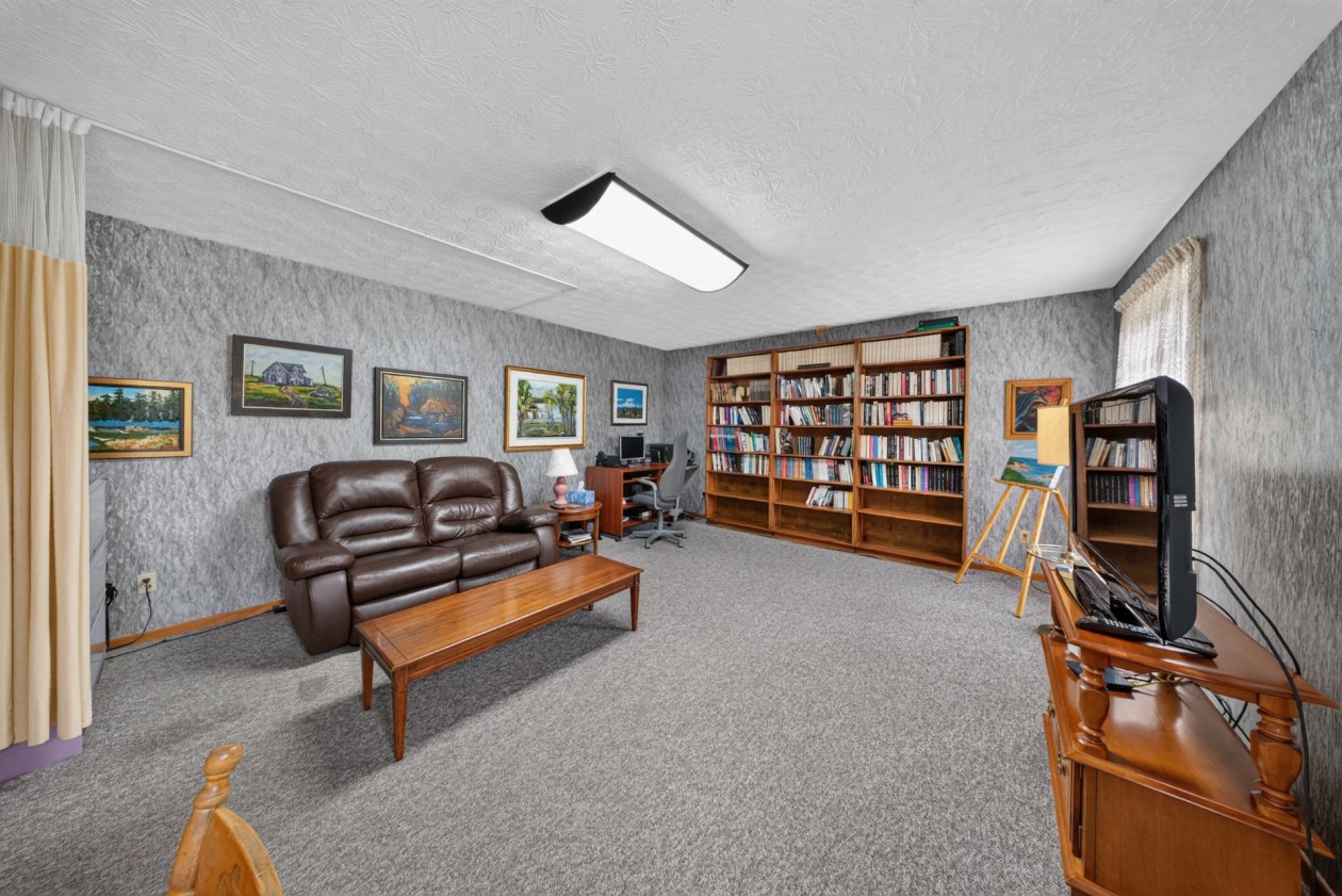 Salle familiale — 40 Rue des Muguets, Saint-Denis-de-Brompton