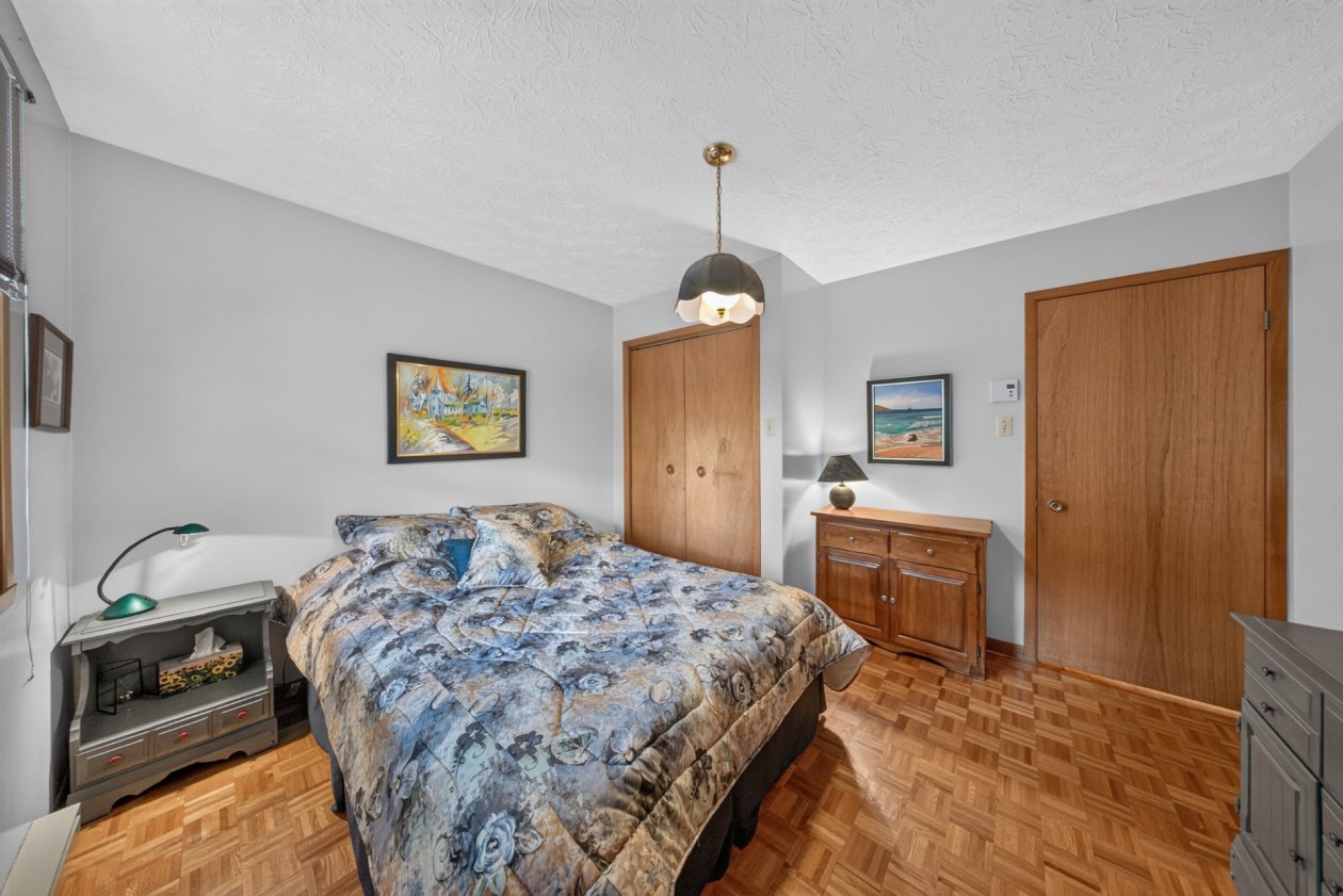 Chambre à coucher — 40 Rue des Muguets, Saint-Denis-de-Brompton