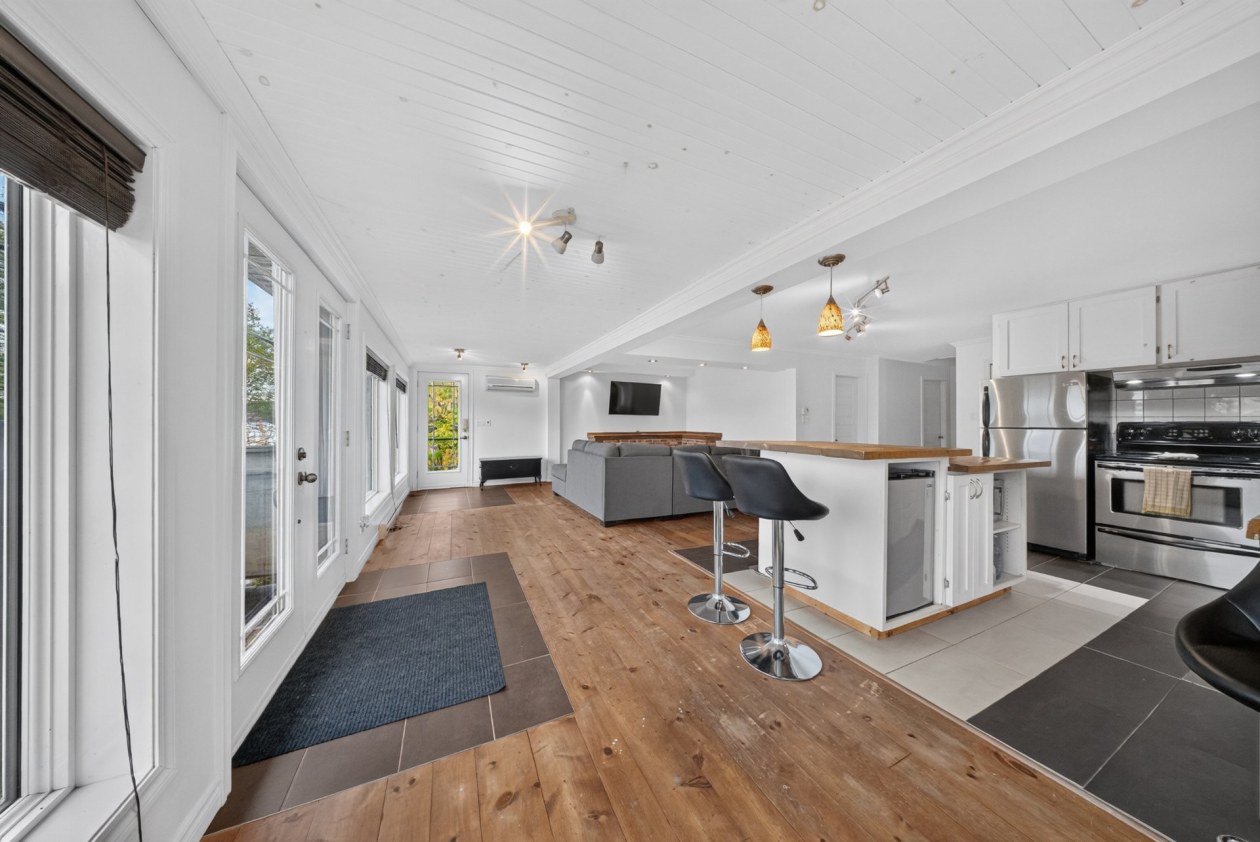 Salle à manger — 1 Rue Gaudord, Lac-Brome