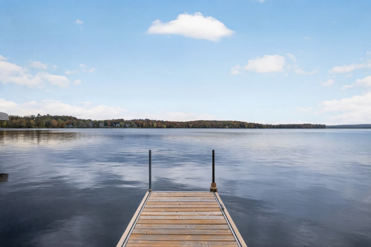 Bord de l'eau — 1 Rue Gaudord, Lac-Brome