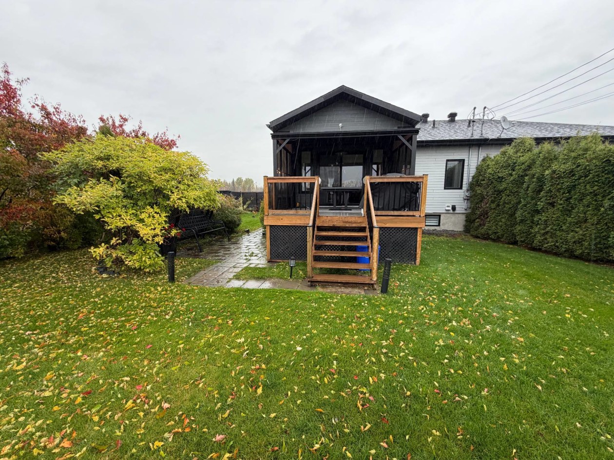 Extérieur — 1626 Rue de la Prairie, Saguenay