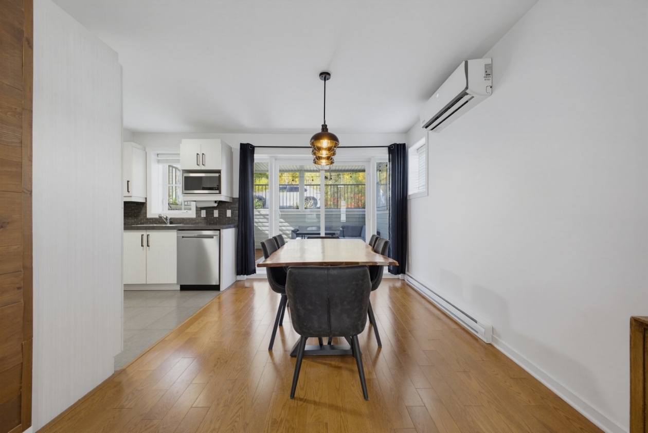 Salle à manger — 9715 Rue Yvon-Paiement, Mirabel