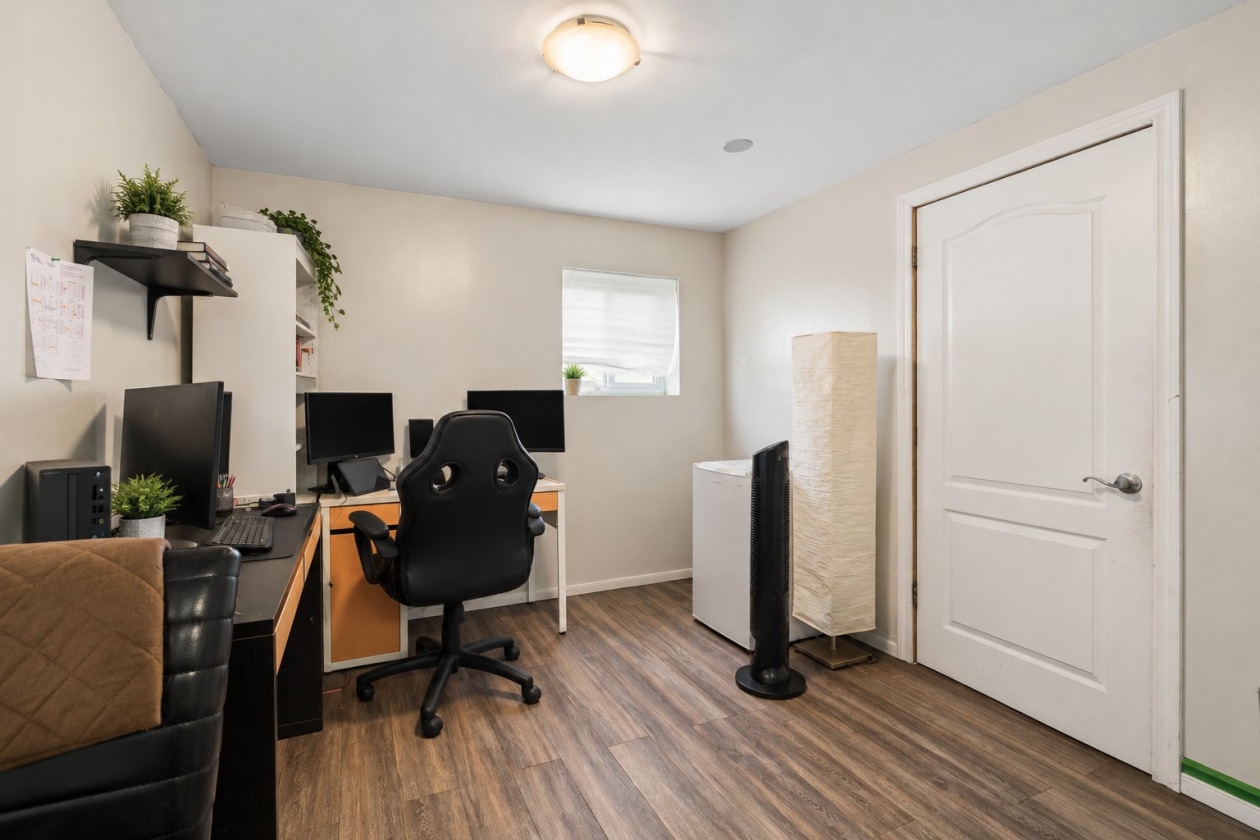 Bureau — 814 - 820 Av. Ponsard, Brossard