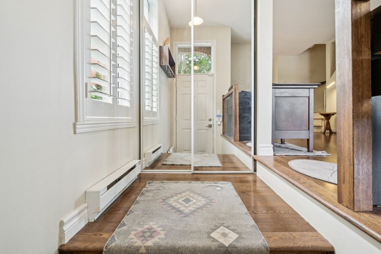 Hall d'entrée — 5578 Rue Louis-Dumouchel, Montréal