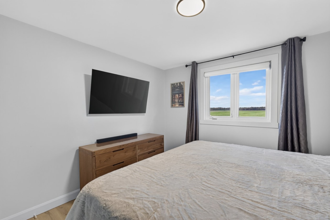 Chambre à coucher principale — 2024 Rue du Pont, Saint-Lambert-de-Lauzon