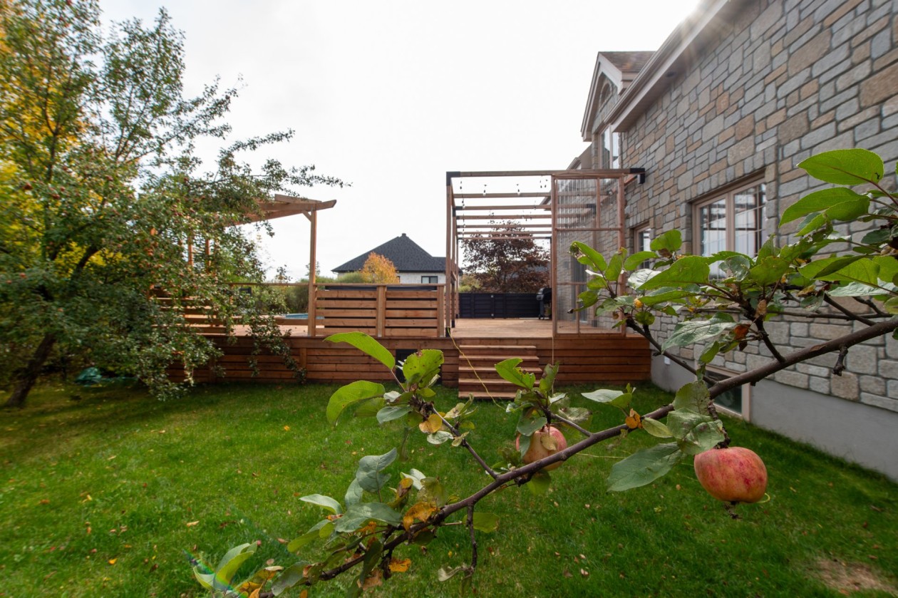 Cour — 12 Rue Wakeham, Gaspé