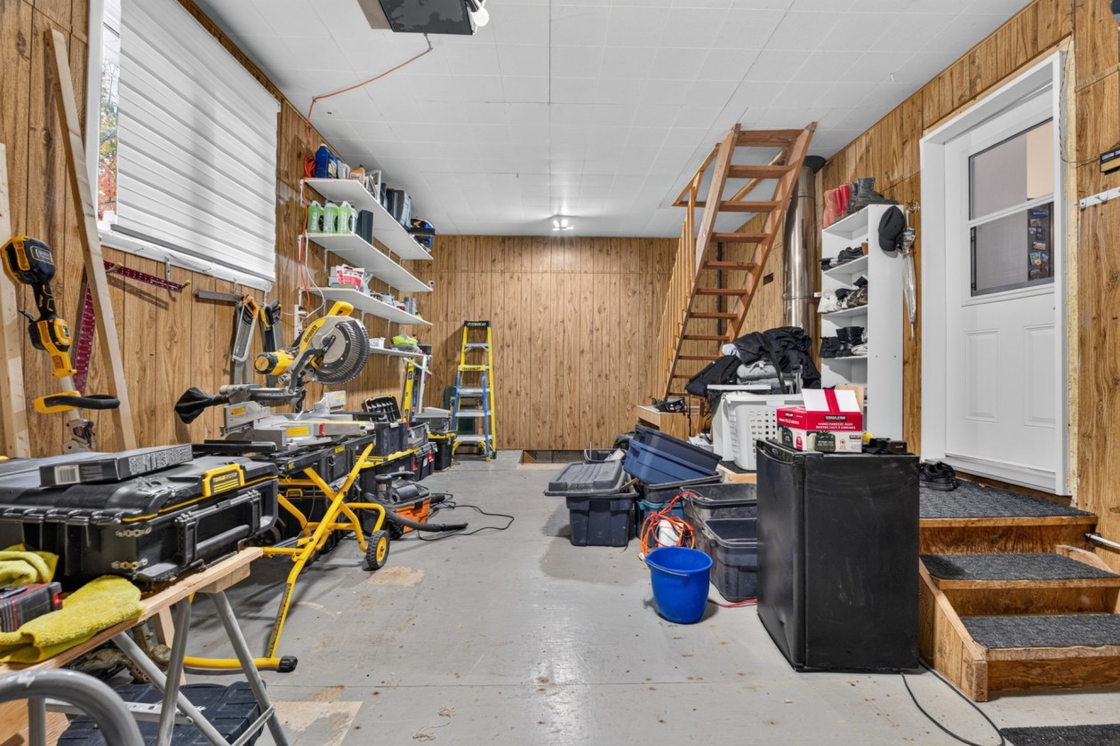 Garage — 2024 Rue du Pont, Saint-Lambert-de-Lauzon