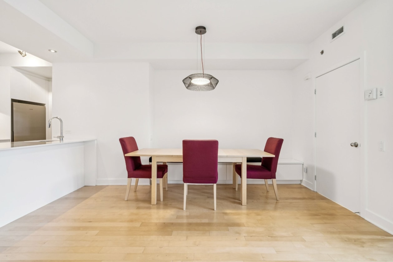 Salle à manger — 761 Rue des Carrières, Montréal
