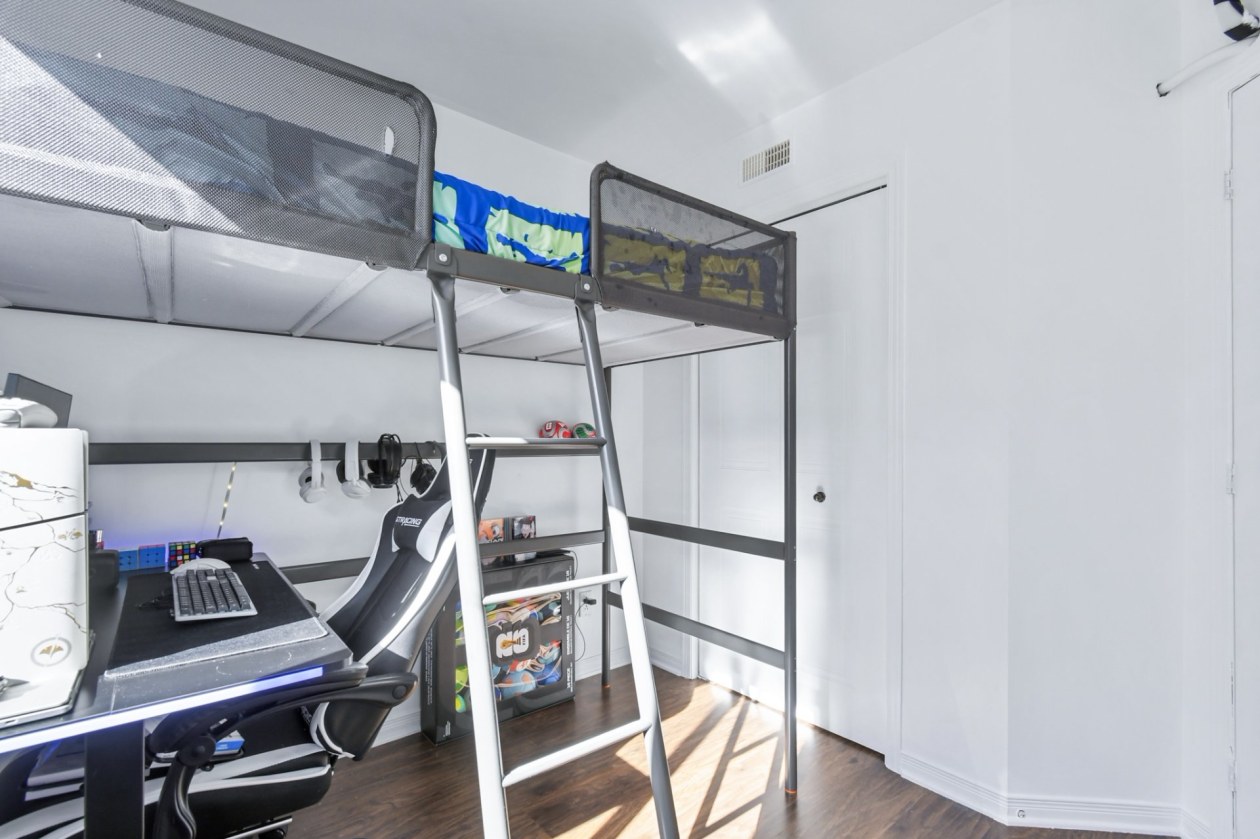 Chambre à coucher — 150 Rue J.-C.-Wilson, Saint-Jérôme
