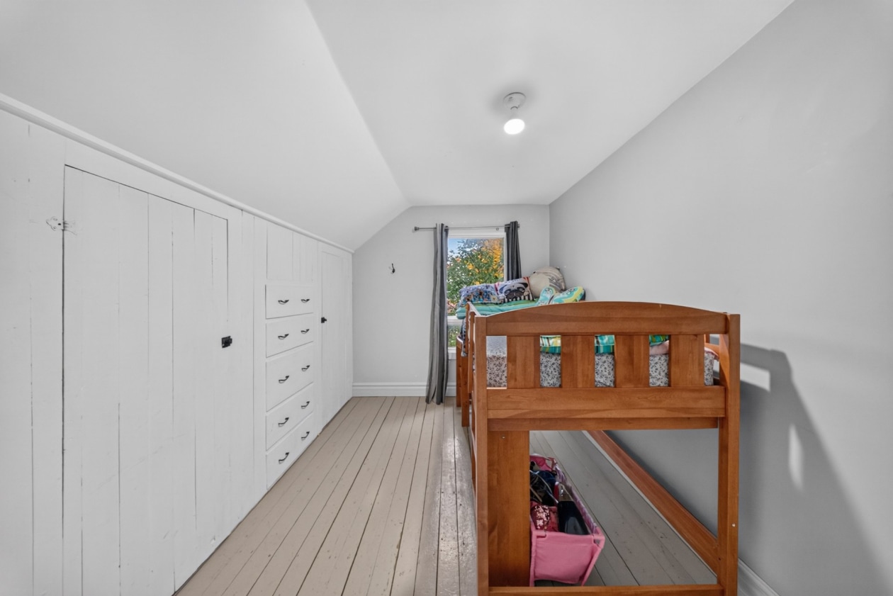 Chambre à coucher — 1250 Rue de l'Église, Saint-Félix-de-Kingsey