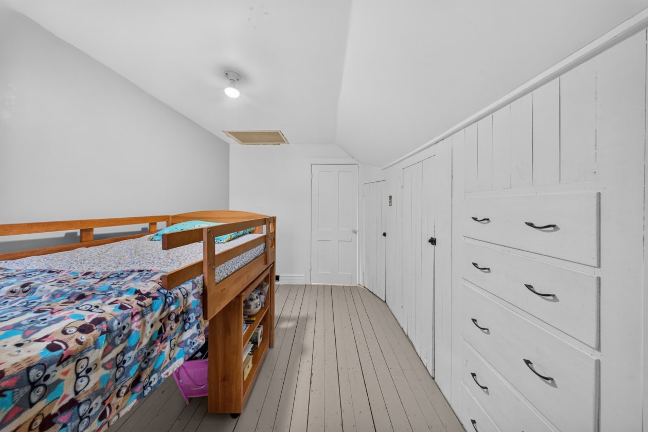 Chambre à coucher — 1250 Rue de l'Église, Saint-Félix-de-Kingsey