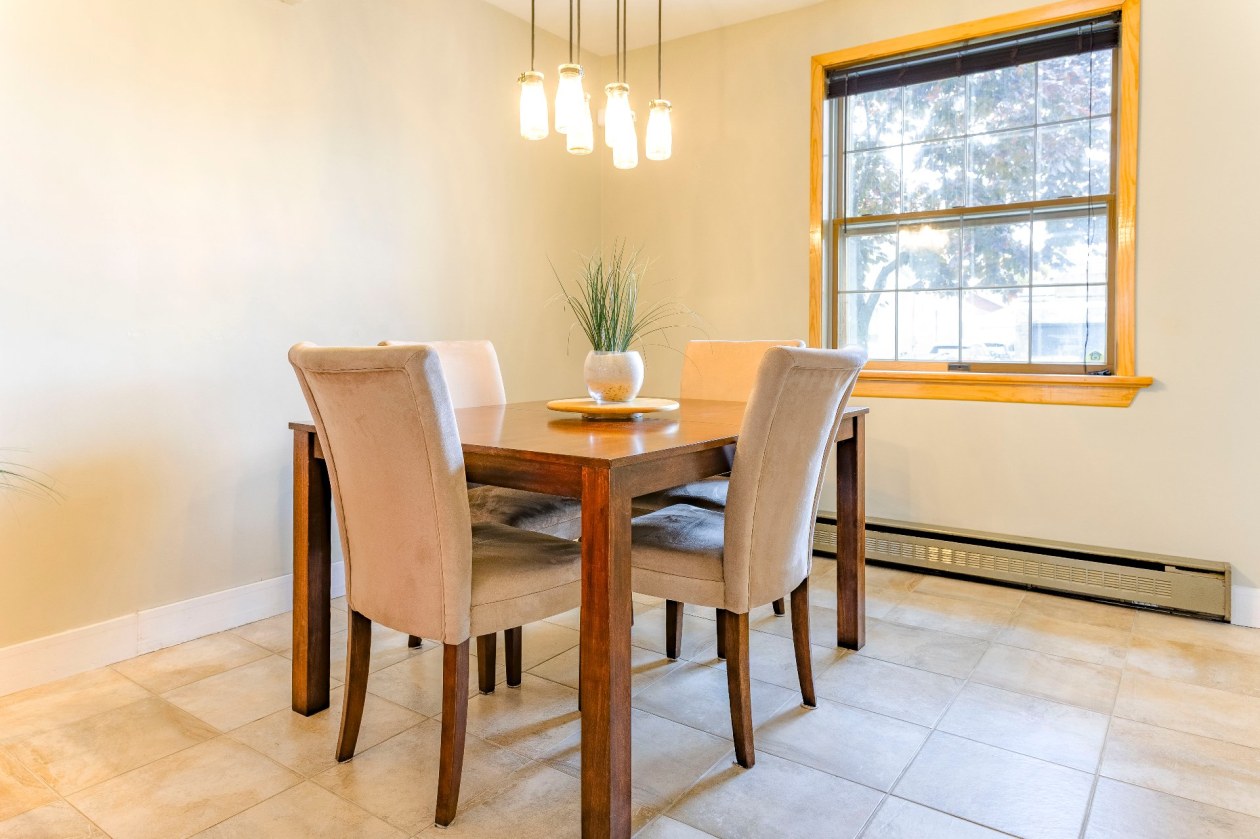 Salle à manger — 605 115e Rue, Shawinigan