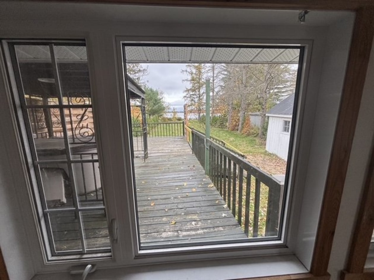 Balcon — 3320 Ch. du Tour-du-Lac, Hérouxville