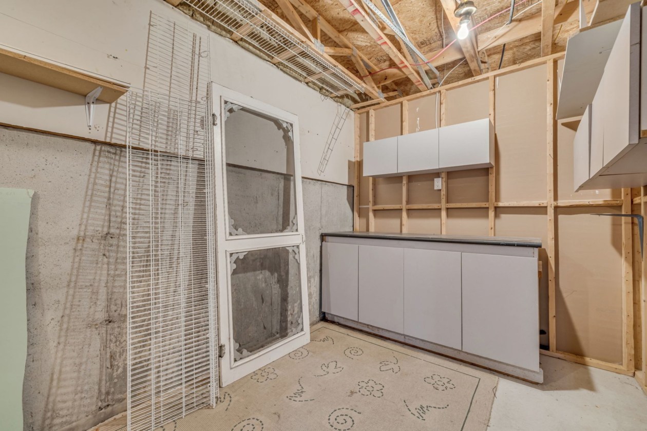 Rangement — 112 Rue du Vitrier, Saint-Augustin-de-Desmaures