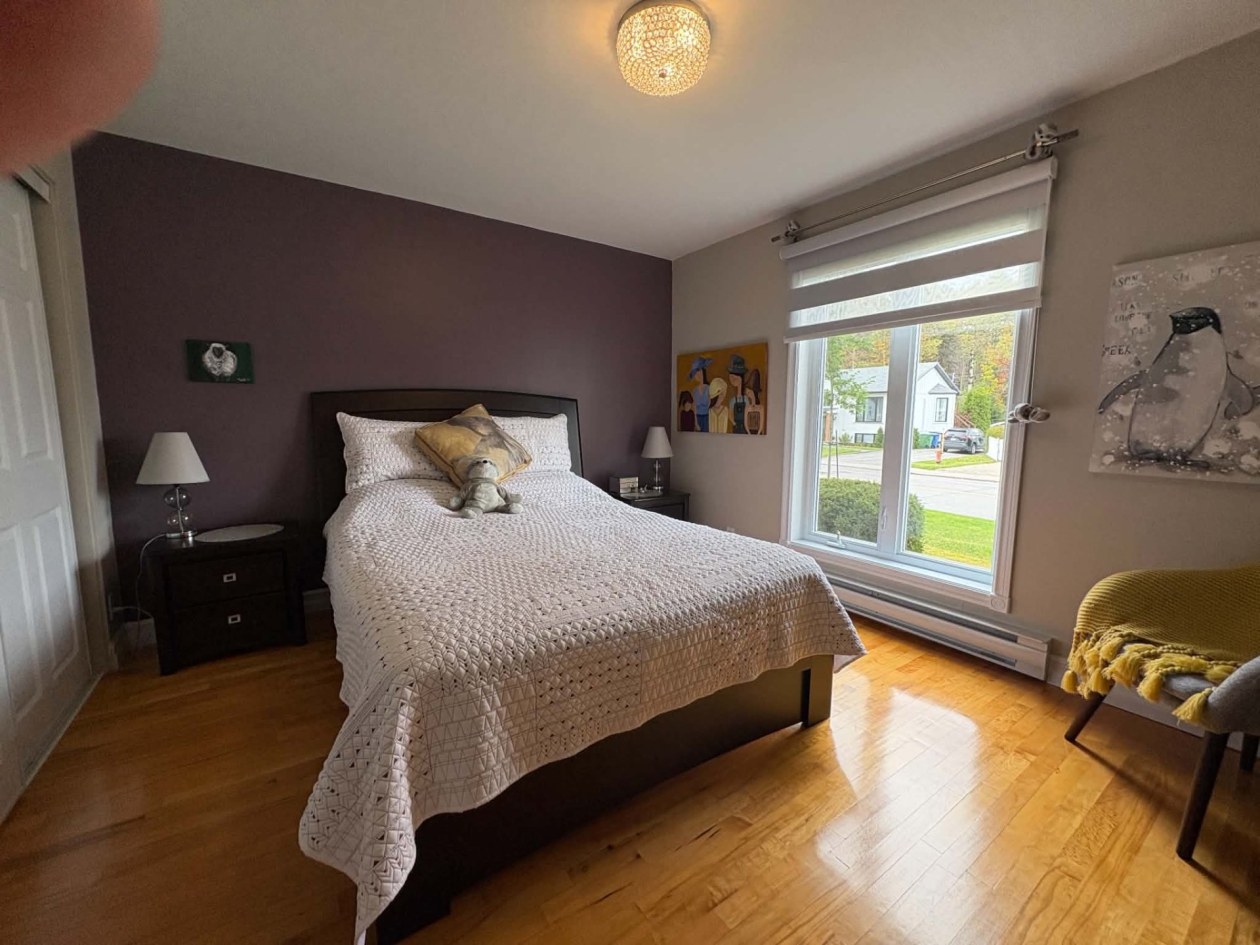 Chambre à coucher — 3421 Rue Cabot, Saguenay