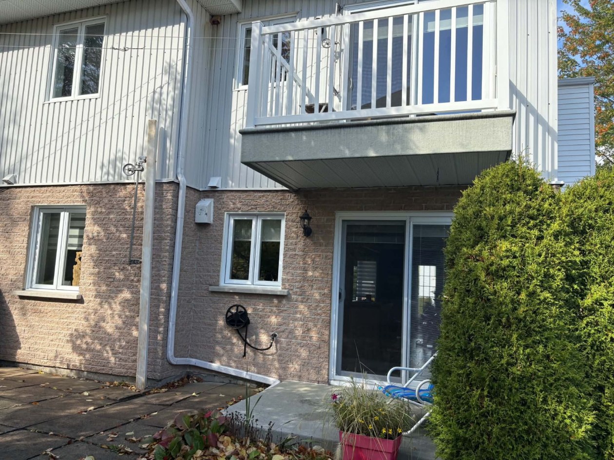 Face arrière — 3421 Rue Cabot, Saguenay