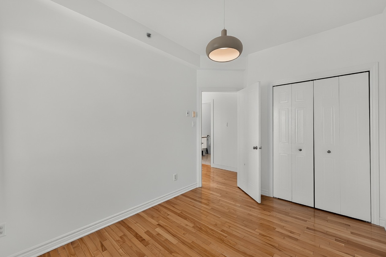 Chambre à coucher — 3080 Rue du Trianon, Montréal