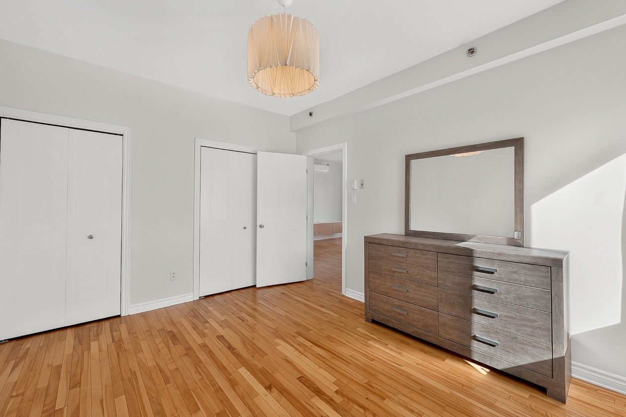 Chambre à coucher — 3080 Rue du Trianon, Montréal