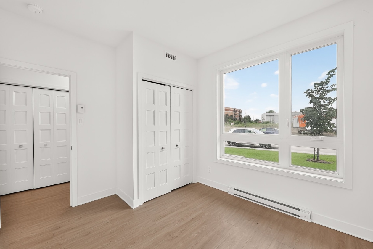 Chambre à coucher — 1505 - 1509 Rue Tekakwitha, Laval