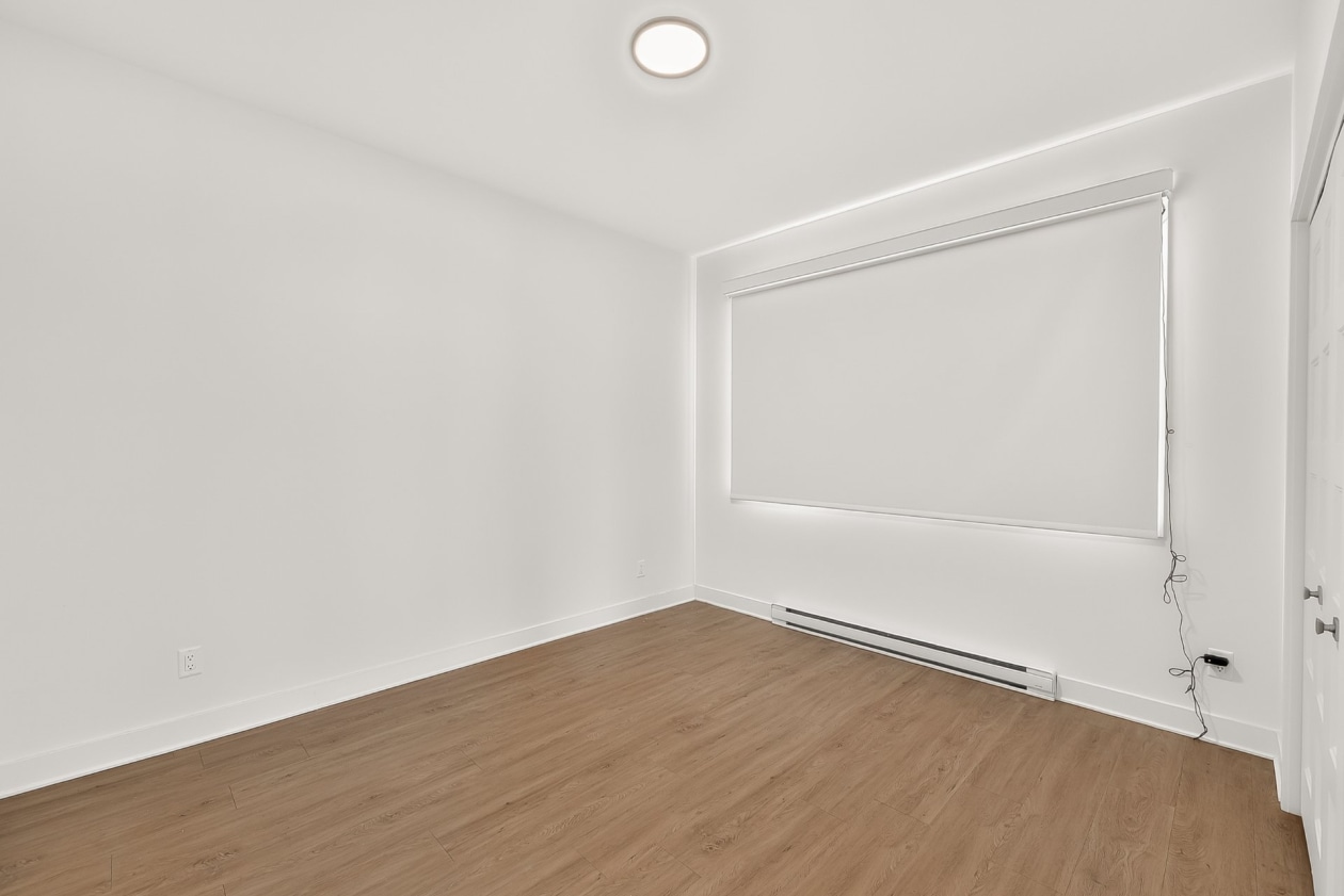 Chambre à coucher — 1505 - 1509 Rue Tekakwitha, Laval
