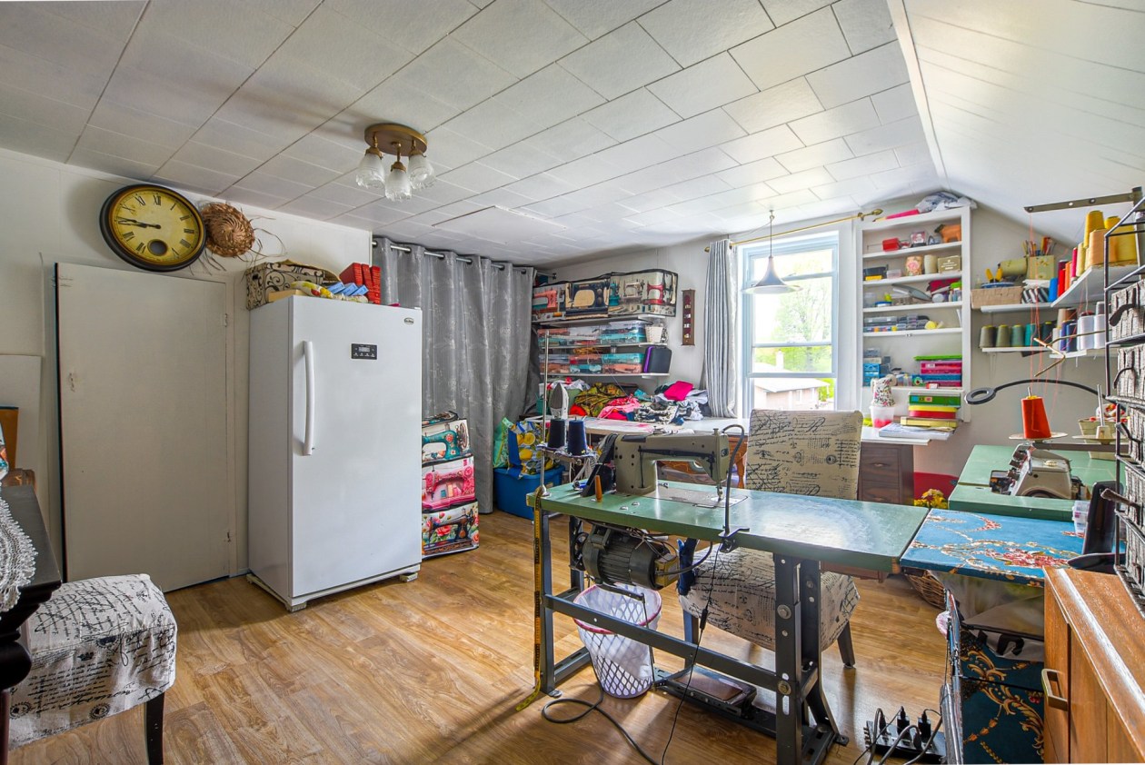 Chambre à coucher — 2045 - 2065 Av. Nicolas-Perrot, Bécancour