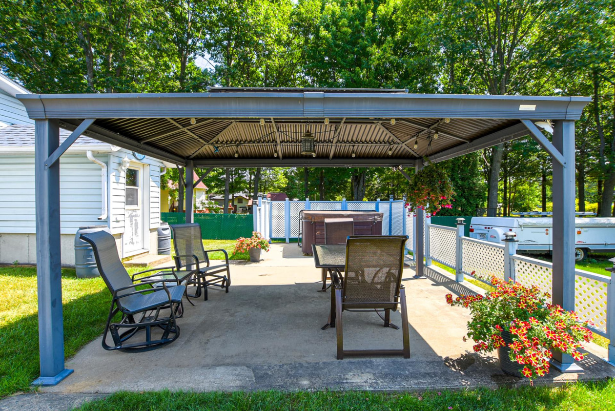 Terrasse — 210 Rue Sicotte, Trois-Rivières