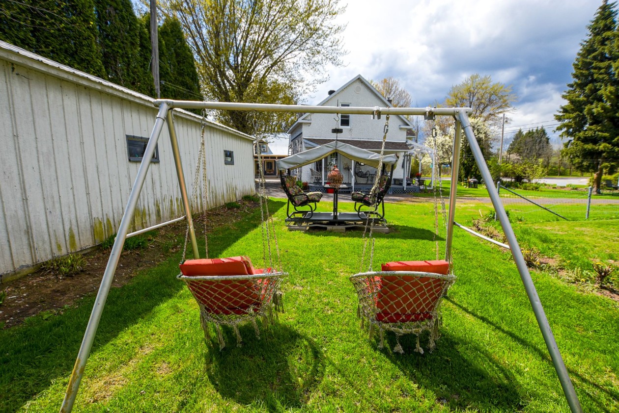 Vue d'ensemble — 2045 - 2065 Av. Nicolas-Perrot, Bécancour