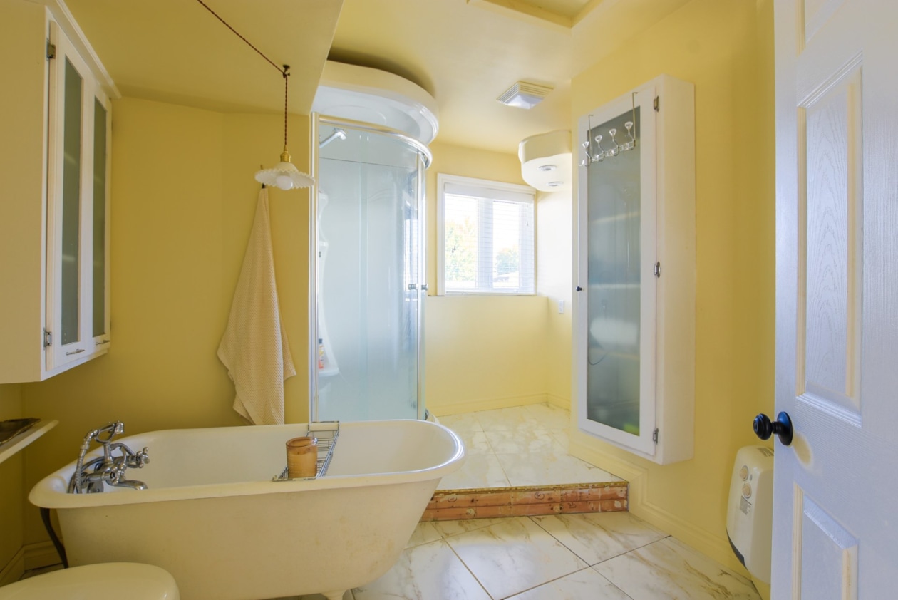 Salle de bains — 176 Rue de Monseigneur-Signay, Nicolet