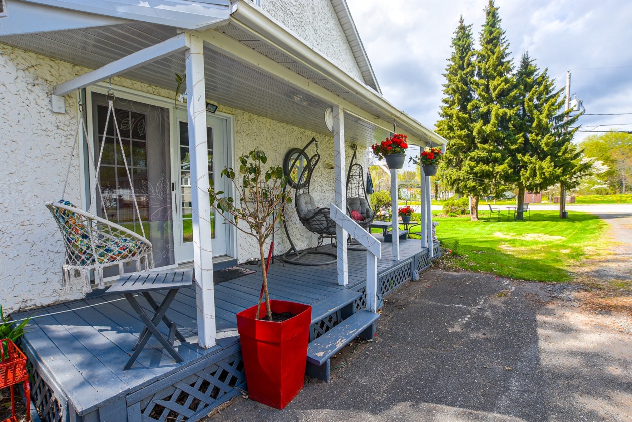 Vue d'ensemble — 2045 - 2065 Av. Nicolas-Perrot, Bécancour
