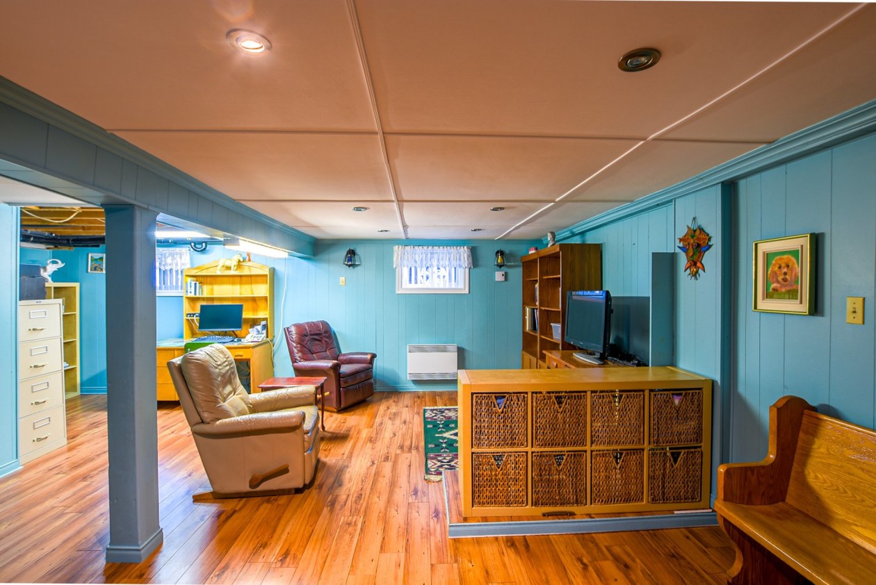 Salle familiale — 210 Rue Sicotte, Trois-Rivières